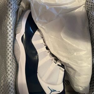 Jordan 11 Retro - UNC Win Like 82